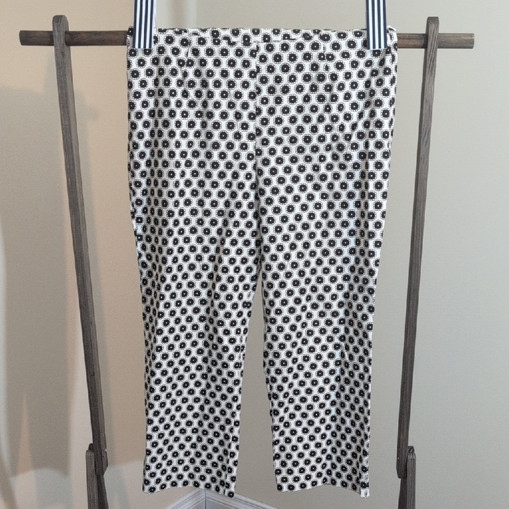 Chico's | Black and White Polka Dot Floral Pants Cotton Blend Side Zippered